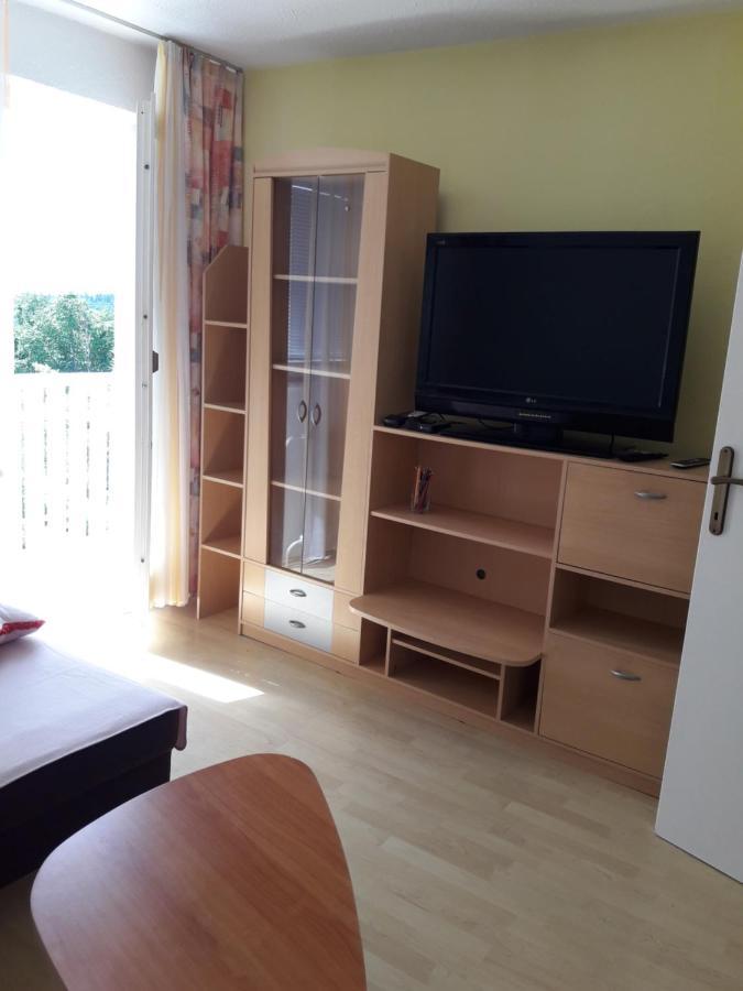 Sirovnik Apartment เบกุนเย นา โกเรนิสเคม ภายนอก รูปภาพ