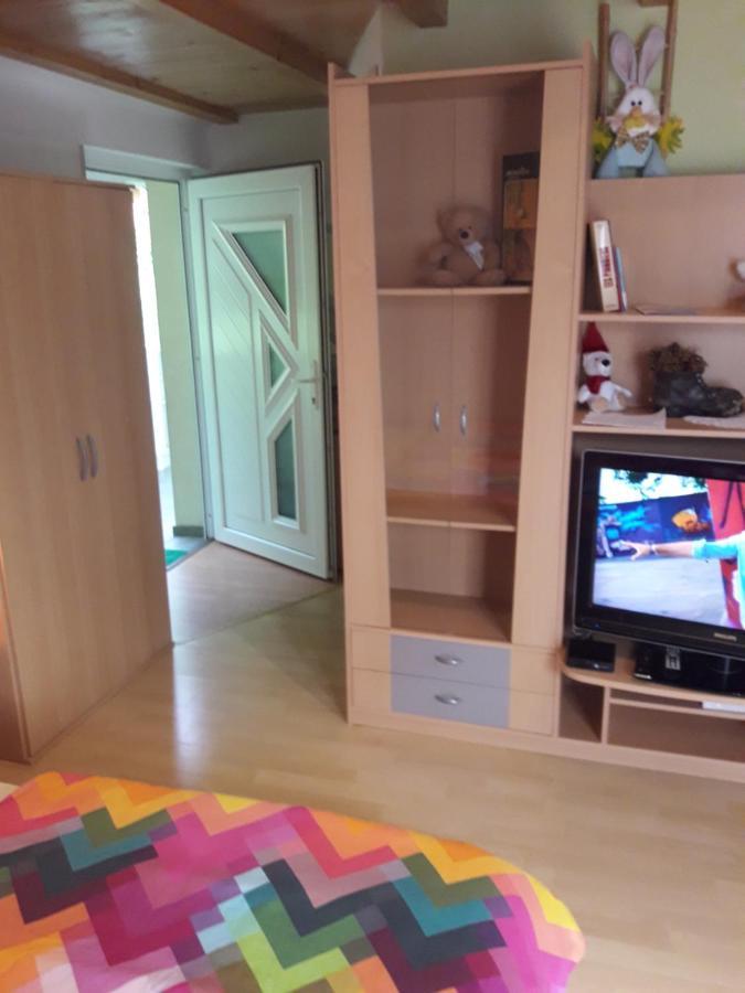 Sirovnik Apartment เบกุนเย นา โกเรนิสเคม ภายนอก รูปภาพ